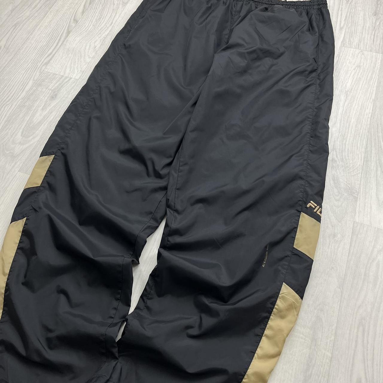 VINTAGE Y2K FILA BAGGY TRACKSUIT BOTTOMS BLACK