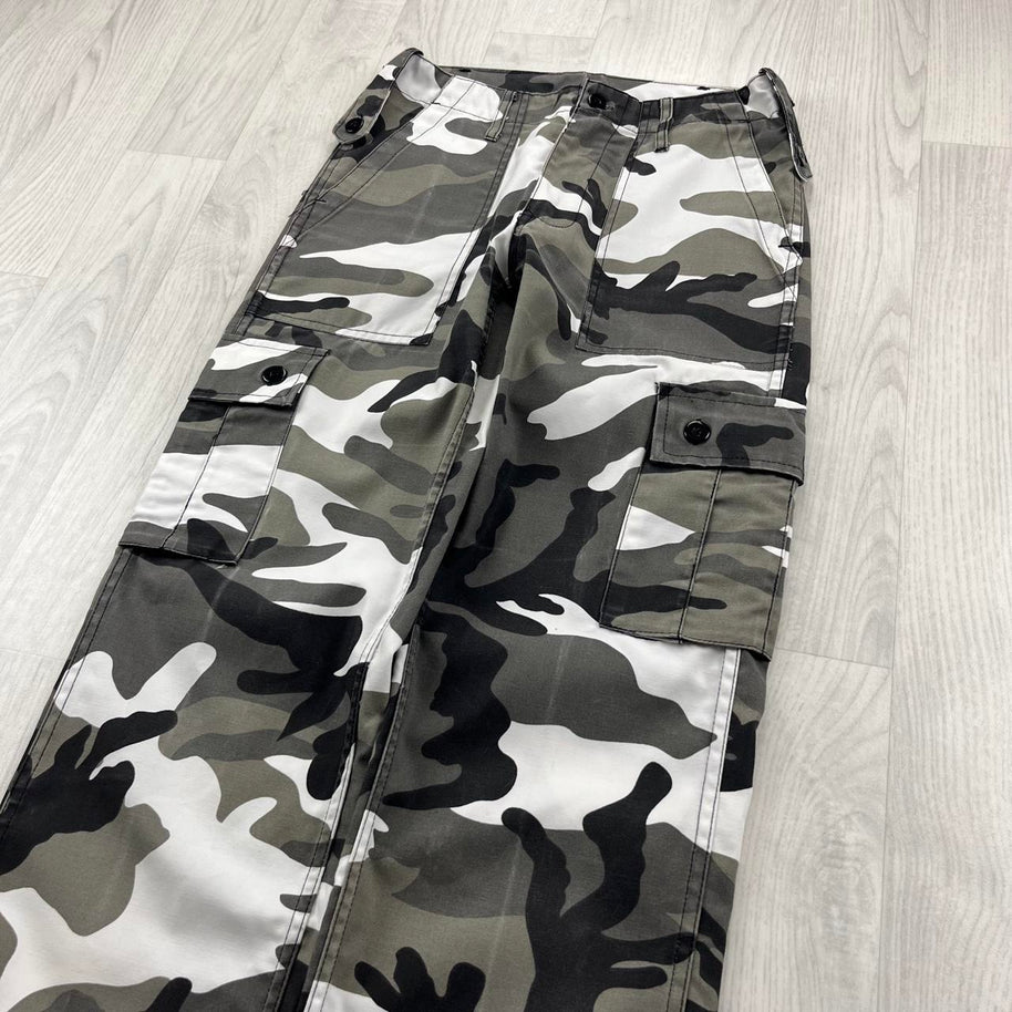 VINTAGE UTILITY BAGGY CAMO CARGO PANTS