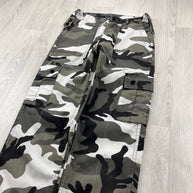 VINTAGE UTILITY BAGGY CAMO CARGO PANTS