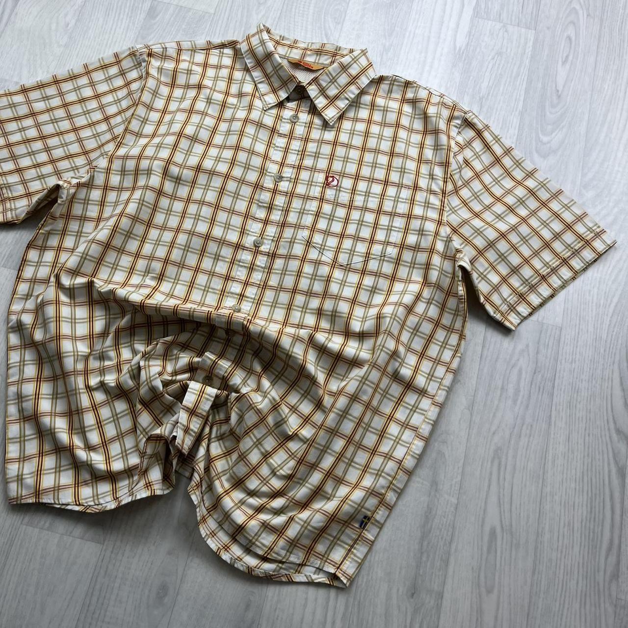 VINTAGE Y2K FJÄLLRAVEN CHECKERED SHORT SLEEVE SHIRT WHITE