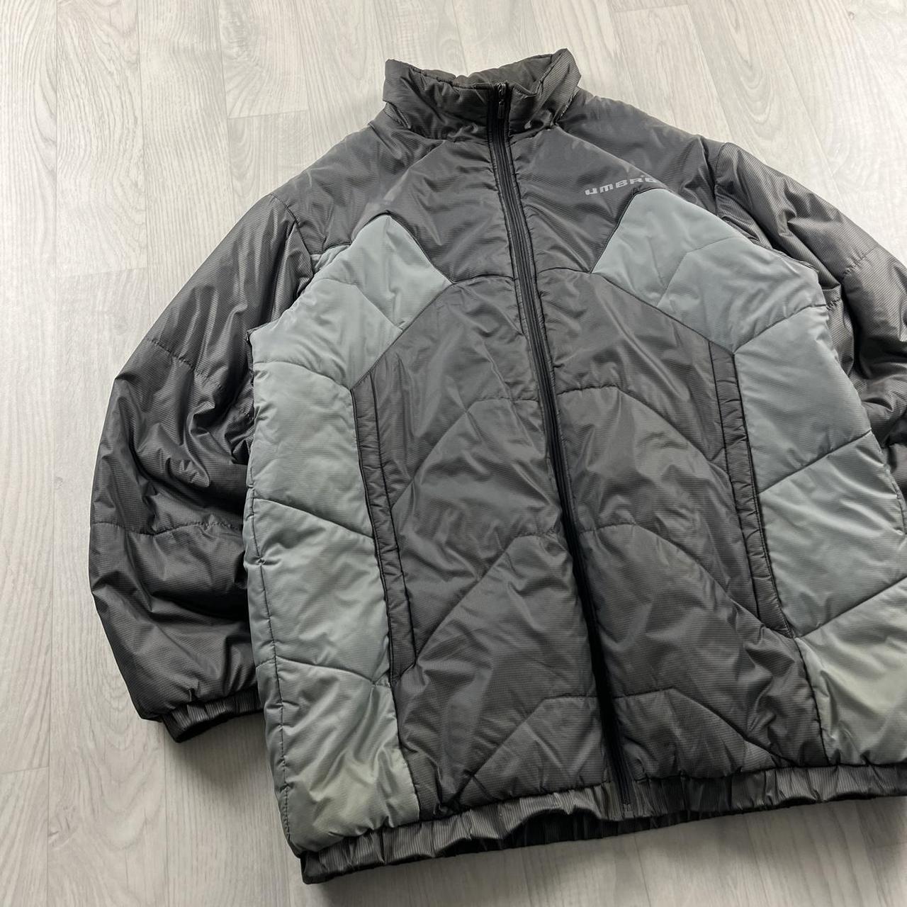VINTAGE Y2K UMBRO PUFFER JACKET GREY