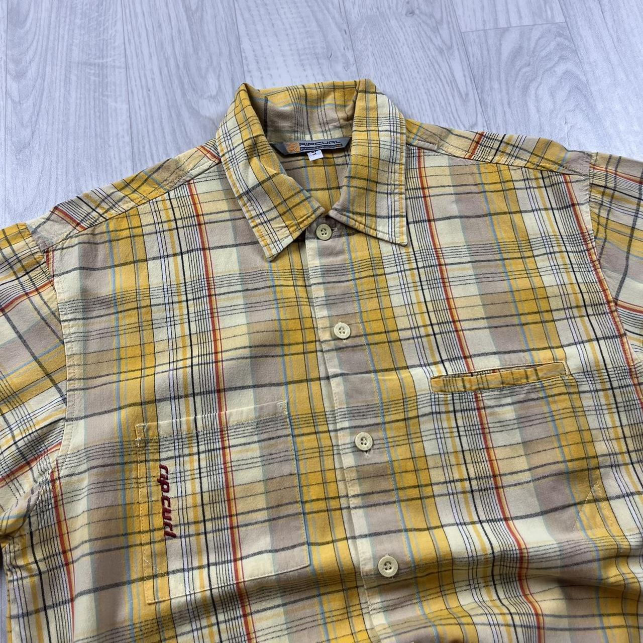 VINTAGE Y2K RIP CURL SHORT SLEEVE SHIRT YELLOW