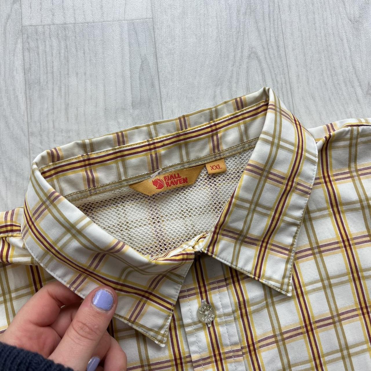 VINTAGE Y2K FJÄLLRAVEN CHECKERED SHORT SLEEVE SHIRT WHITE