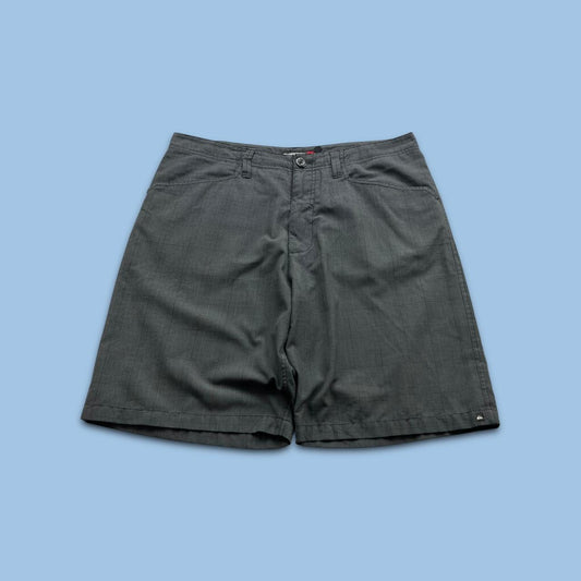 VINTAGE Y2K QUIKSILVER BAGGY CHECKERED PLAID SHORTS GREY
