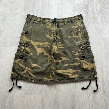 VINTAGE Y2K BAGGY CAMO CARGO SHORTS