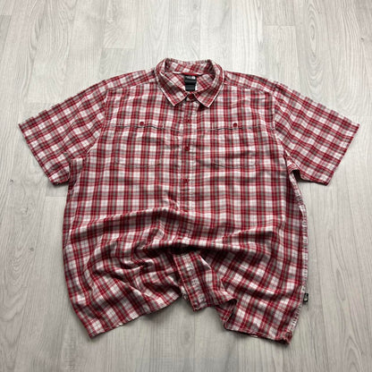 VINTAGE Y2K THE NORTH FACE CHECKERED SHORT SLEEVE BUTTON UP SHIRT RED